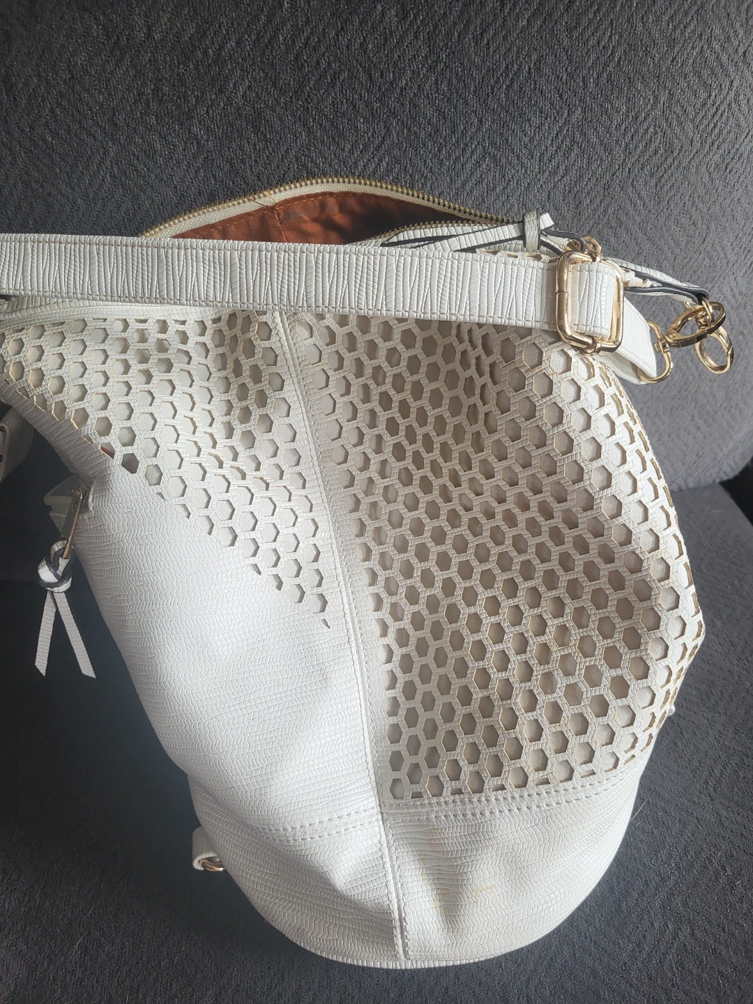 Purse hobo  bucket style