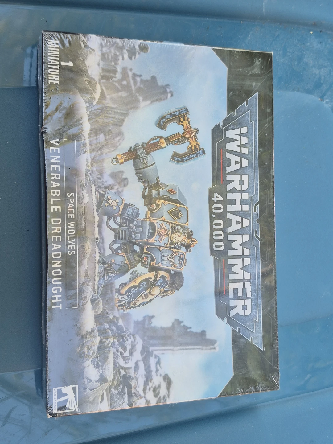 Warhammer 40,000 Space Marines Venerable Dreadnought Miniature