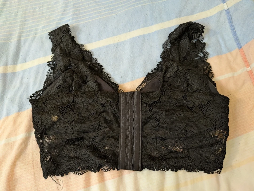Black Lace Bralette - photo 2
