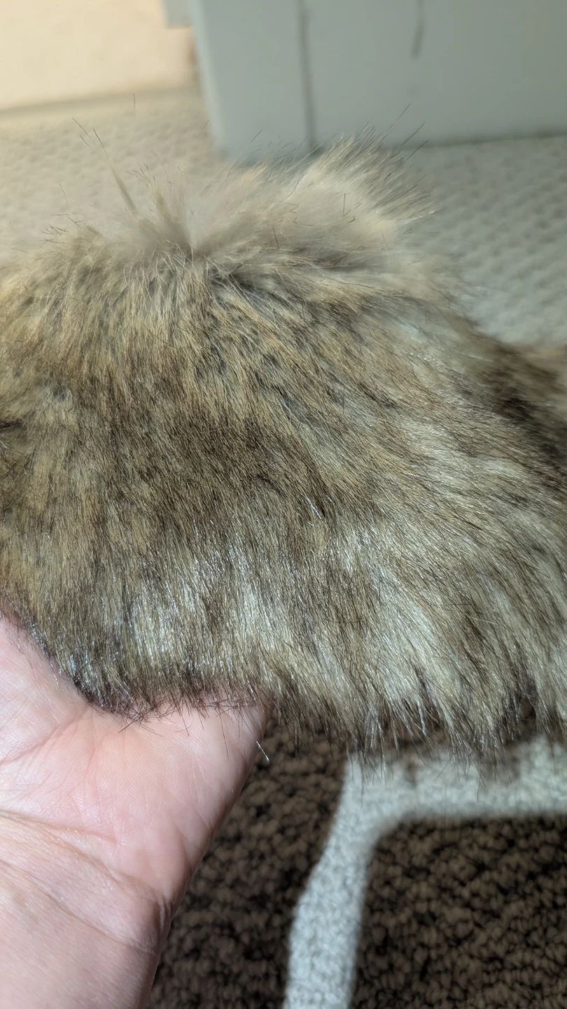 Over 1.5 MTR High Quality Faux Fur Trim - photo 2