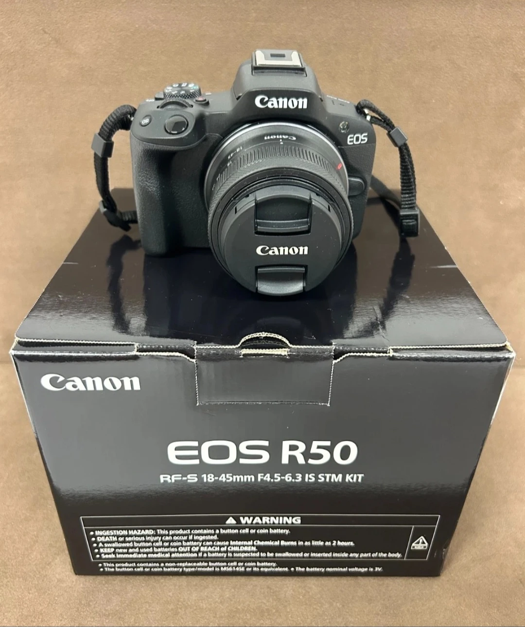 Canon EOS R50 with 18-45mm Lens