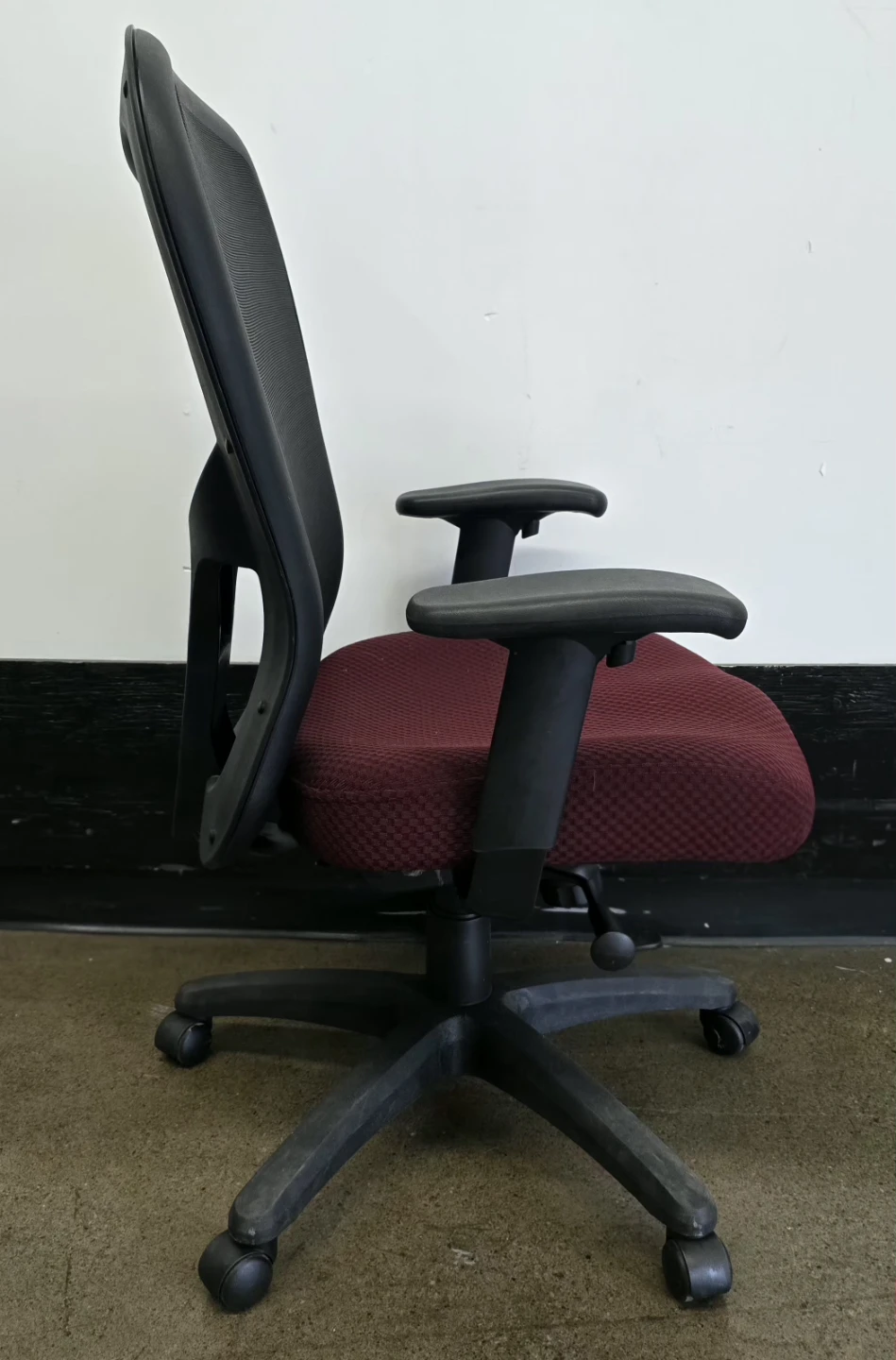 Mesh back office chair- Tempur - photo 3