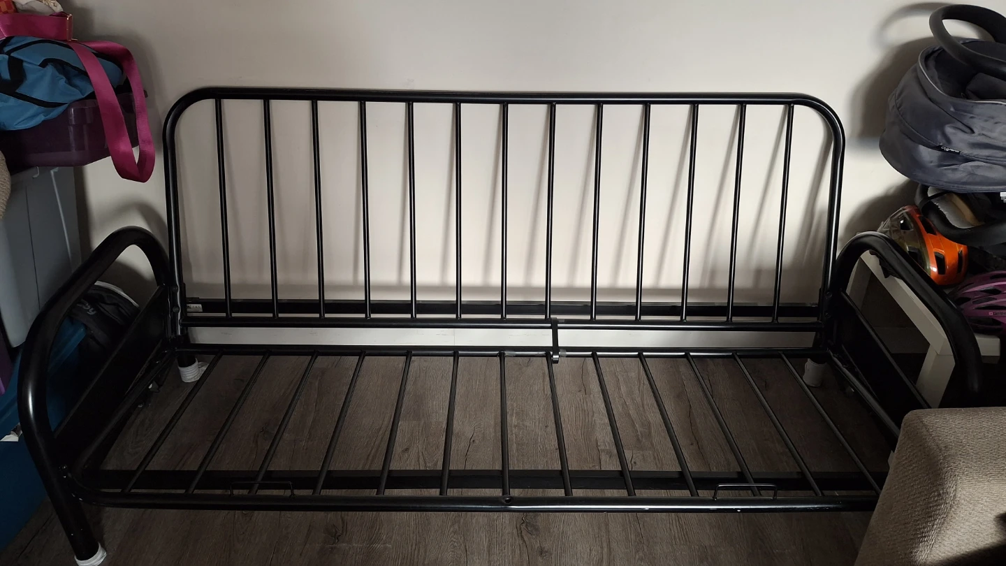 Black Metal Daybed Frame