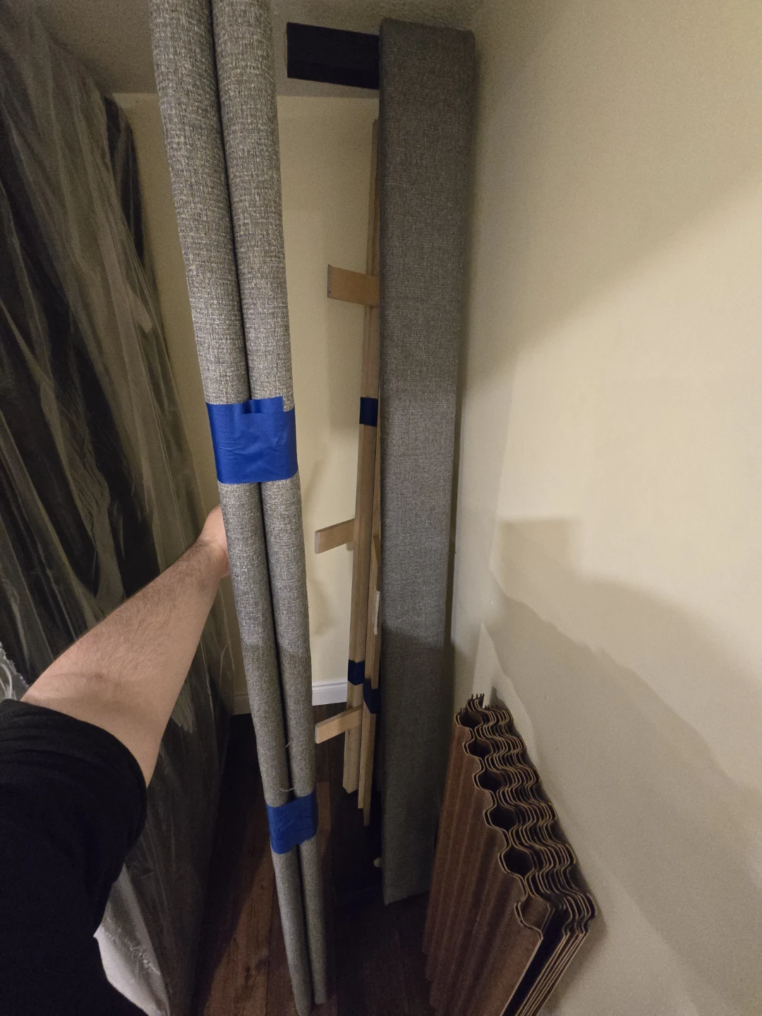 Puffy Mattress and Bed Frame King Size - photo 3