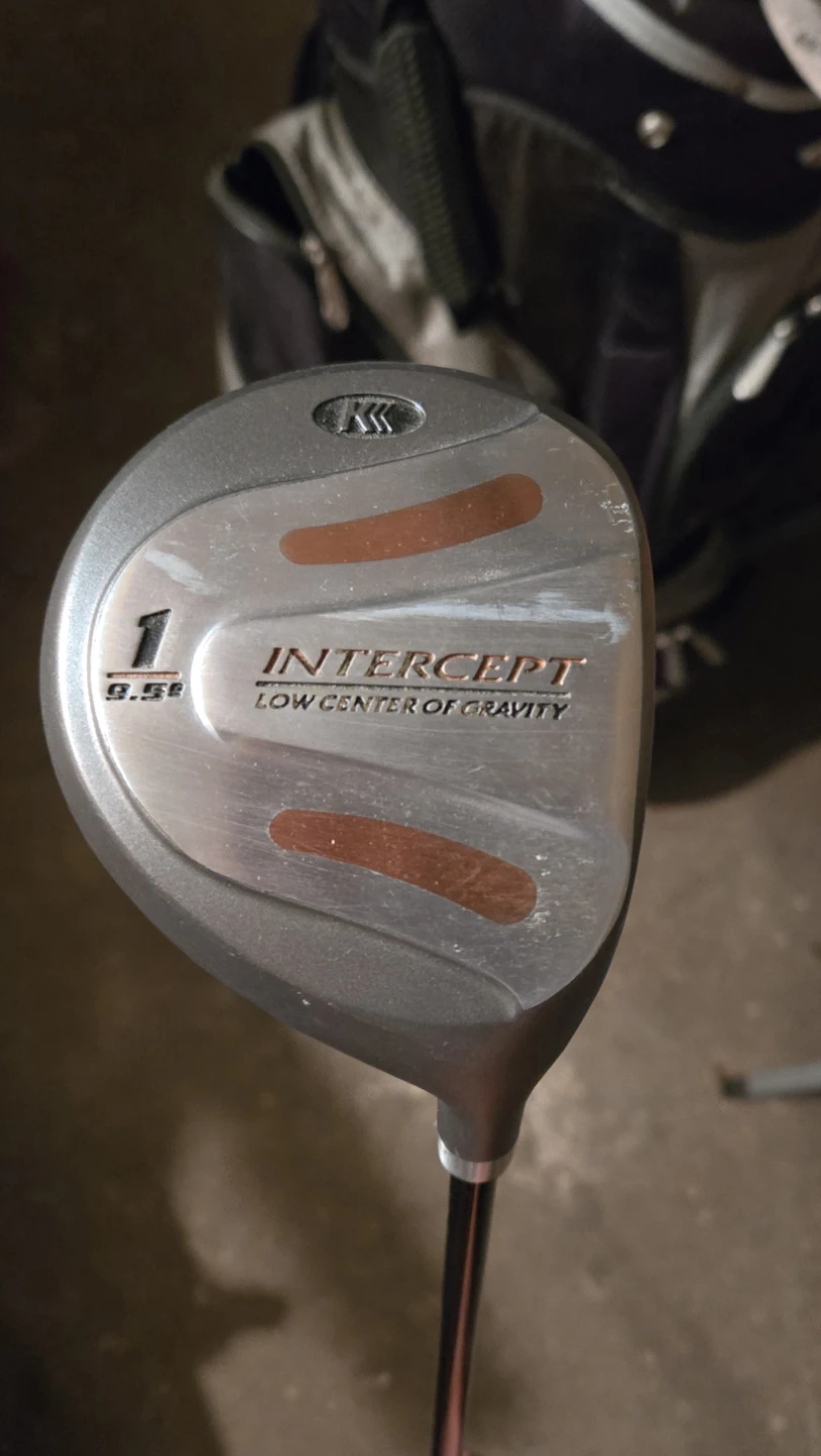 Intercpt 1 Low Center of Gravity Titanium Golf Driver