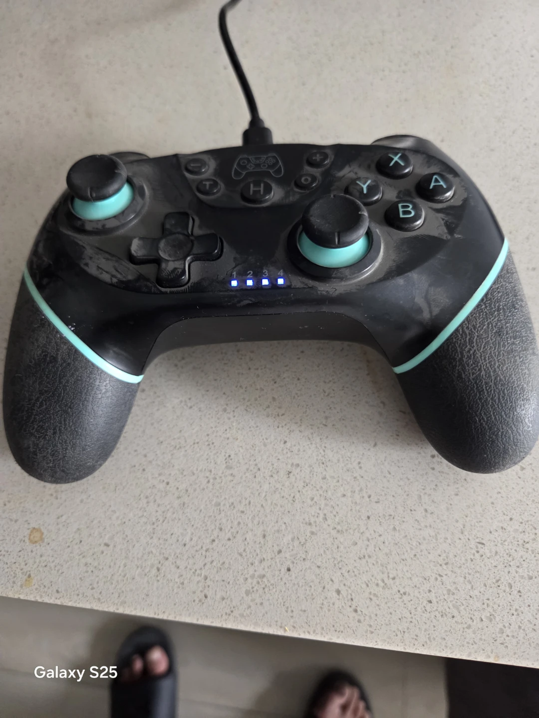 Black Wireless Controller - photo 2