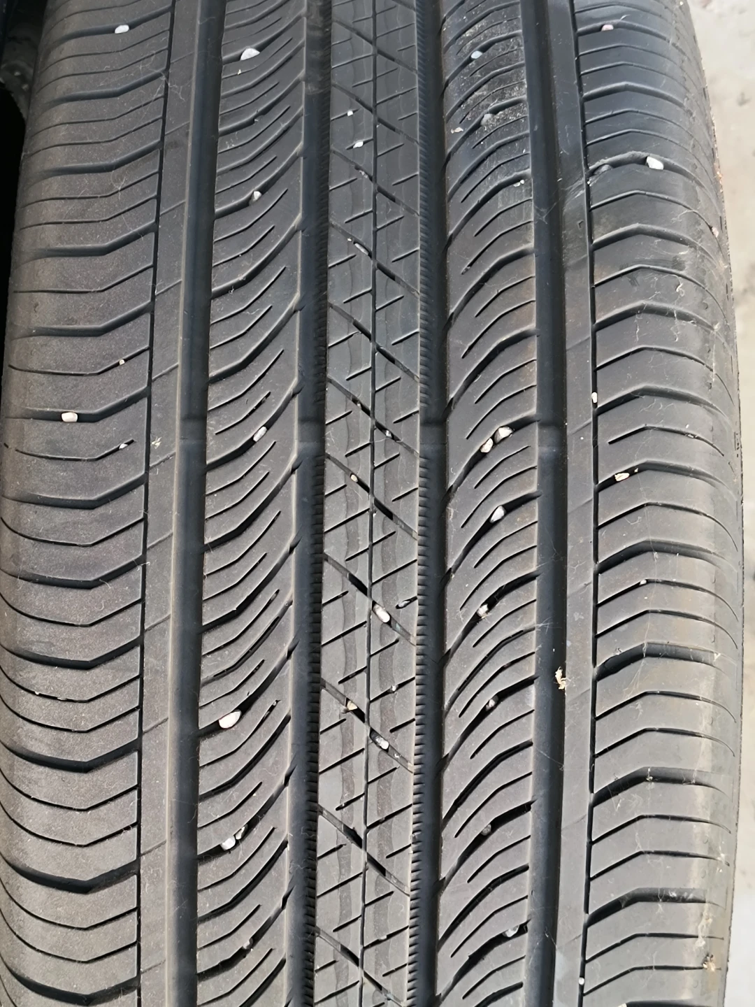 3 tire Continental Tire 235/60 R 18 - photo 3