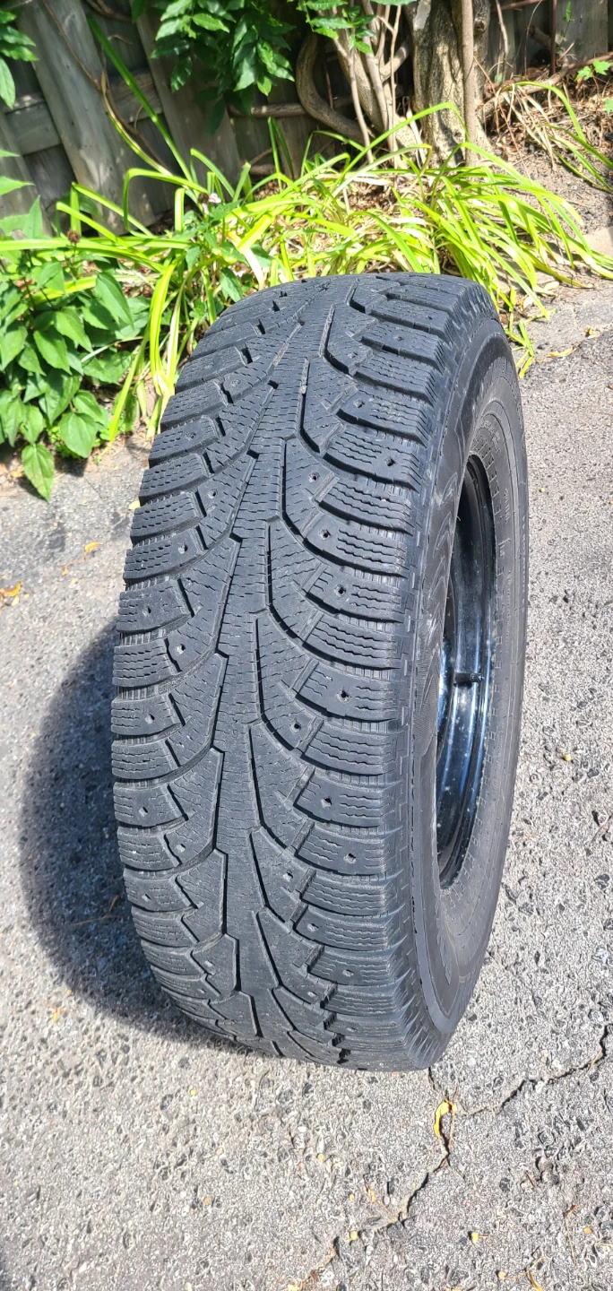 15" Winter Tires & Rims Bolt 5 x 114.3mm Older Ford Ranger Etc. - photo 4
