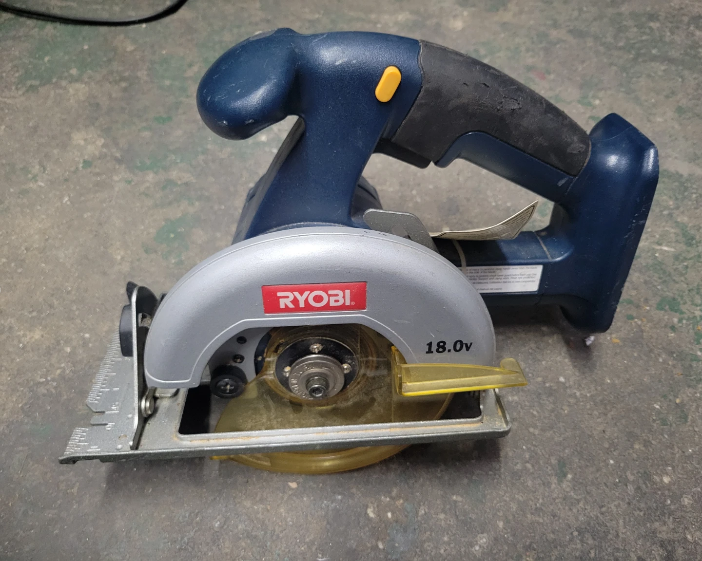 TOOL ONLY!! Ryobi 18.0V Cordless Circular Saw 5-1/2"