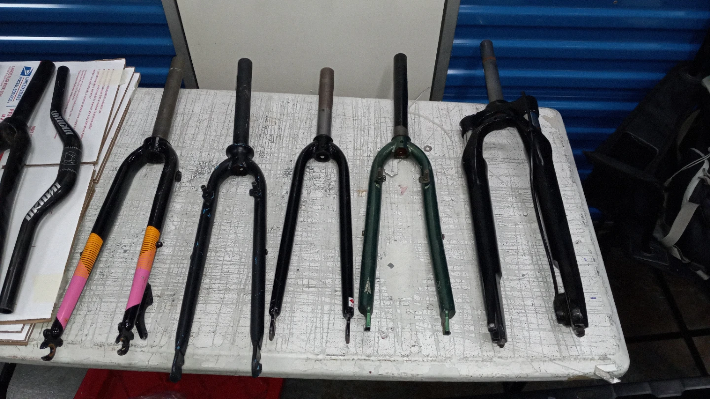 Lot of aluminum Bicycle Forks