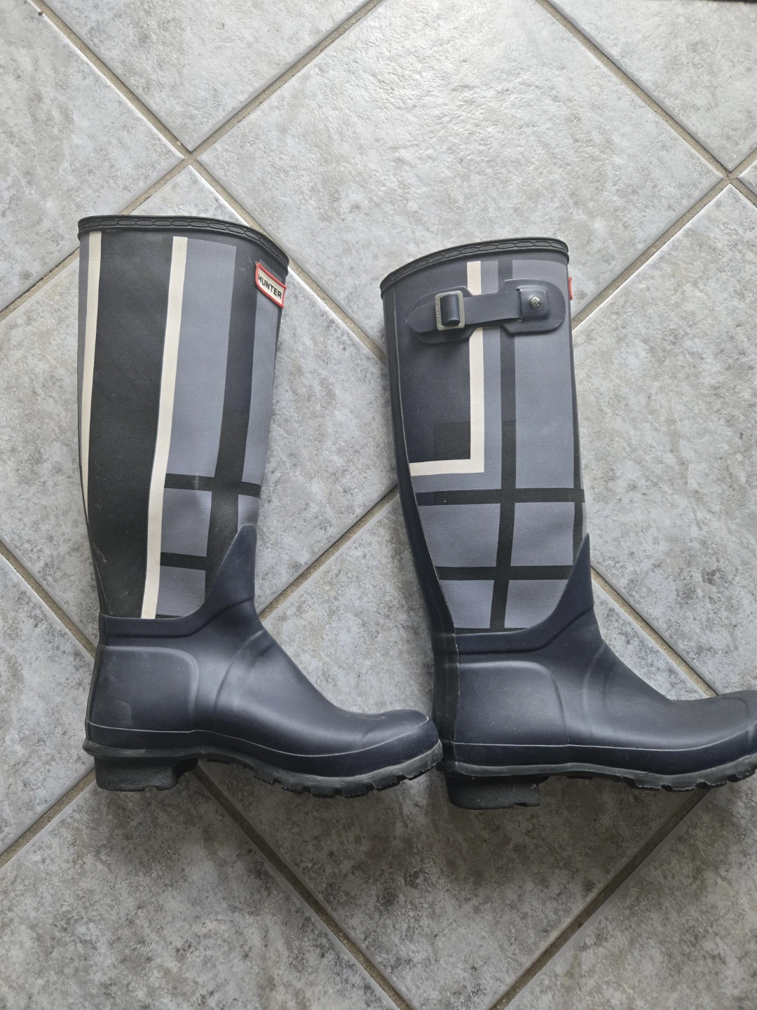 Hunter Tall Plaid Rain Boots Size US 7 - photo 2