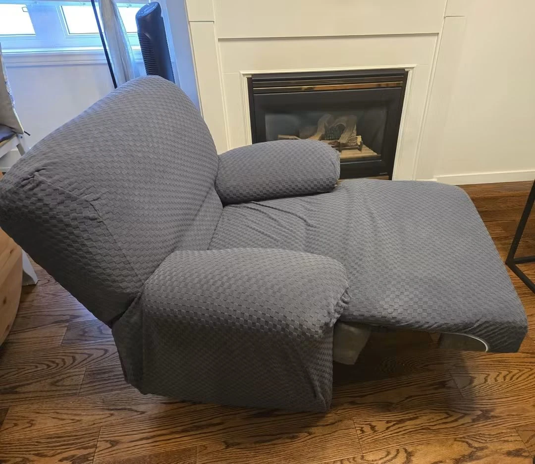 Recliner with a Slipcover - photo 2