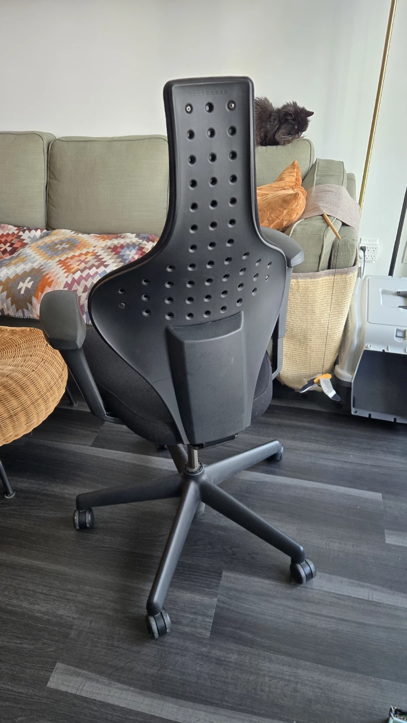 Junior Task Chair | Keilhauer - photo 3