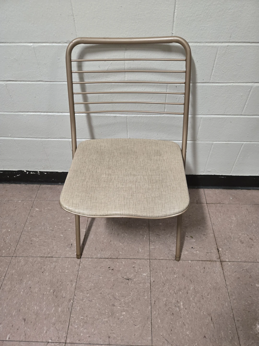 Vintage Mid-Century Gold Metal Folding Chair - photo 2