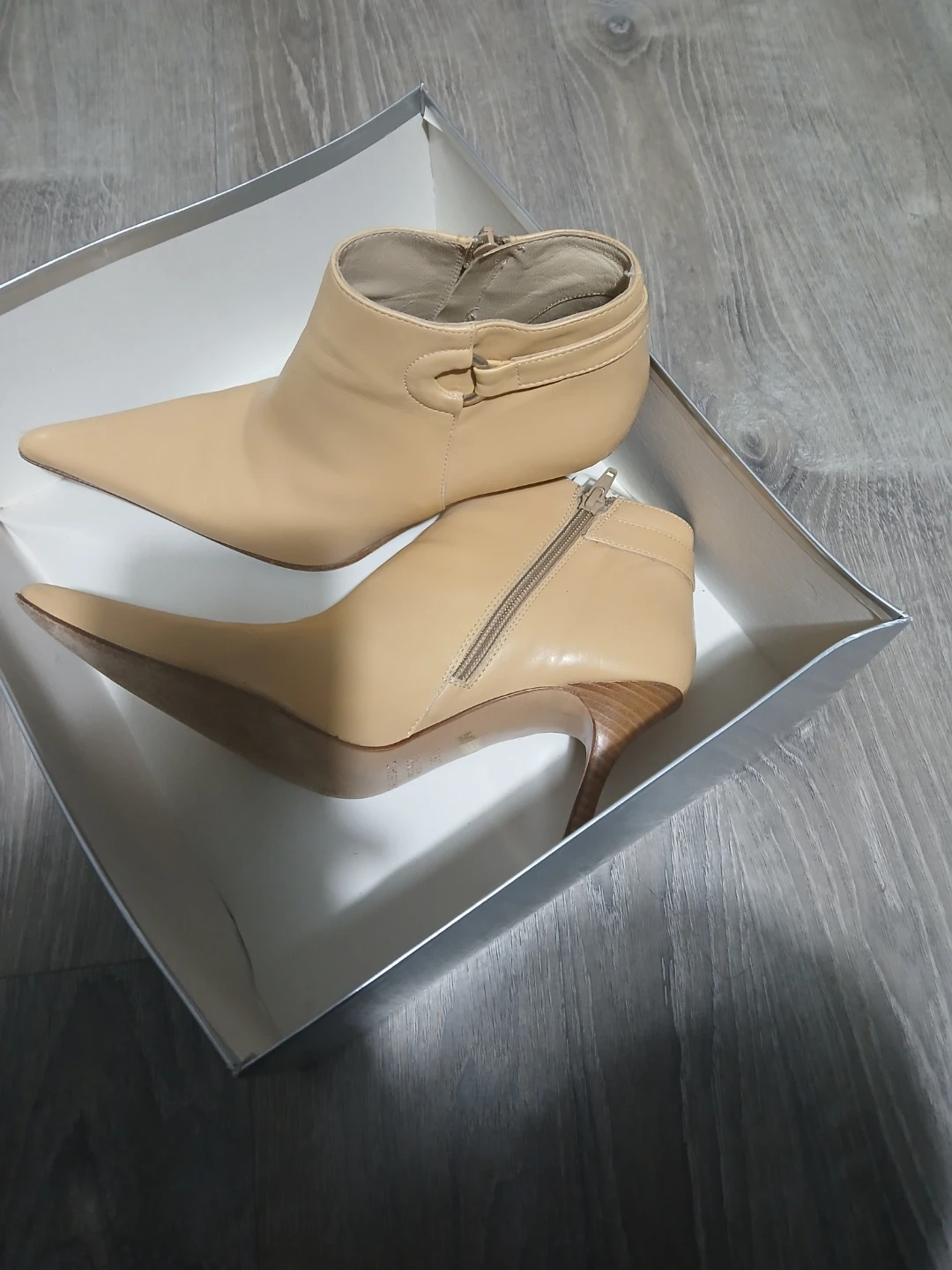 Charles David Beige Pointed Toe Ankle Boots - photo 2