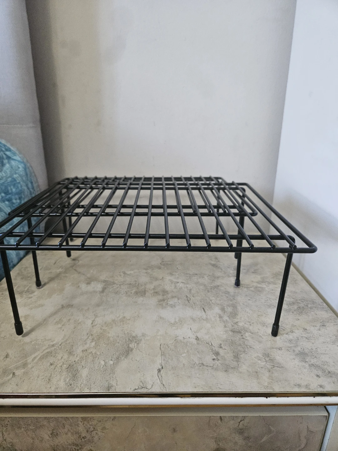 Black Wire Cooling Rack - photo 3