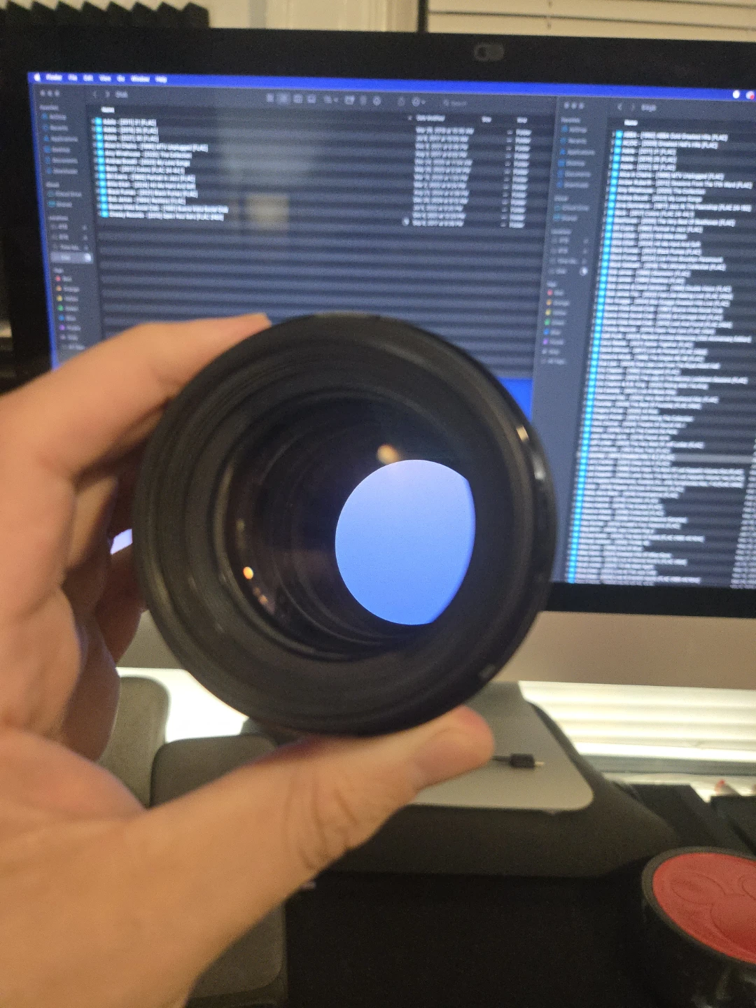 Canon EF 85mm f/1.8 USM Lens - photo 3