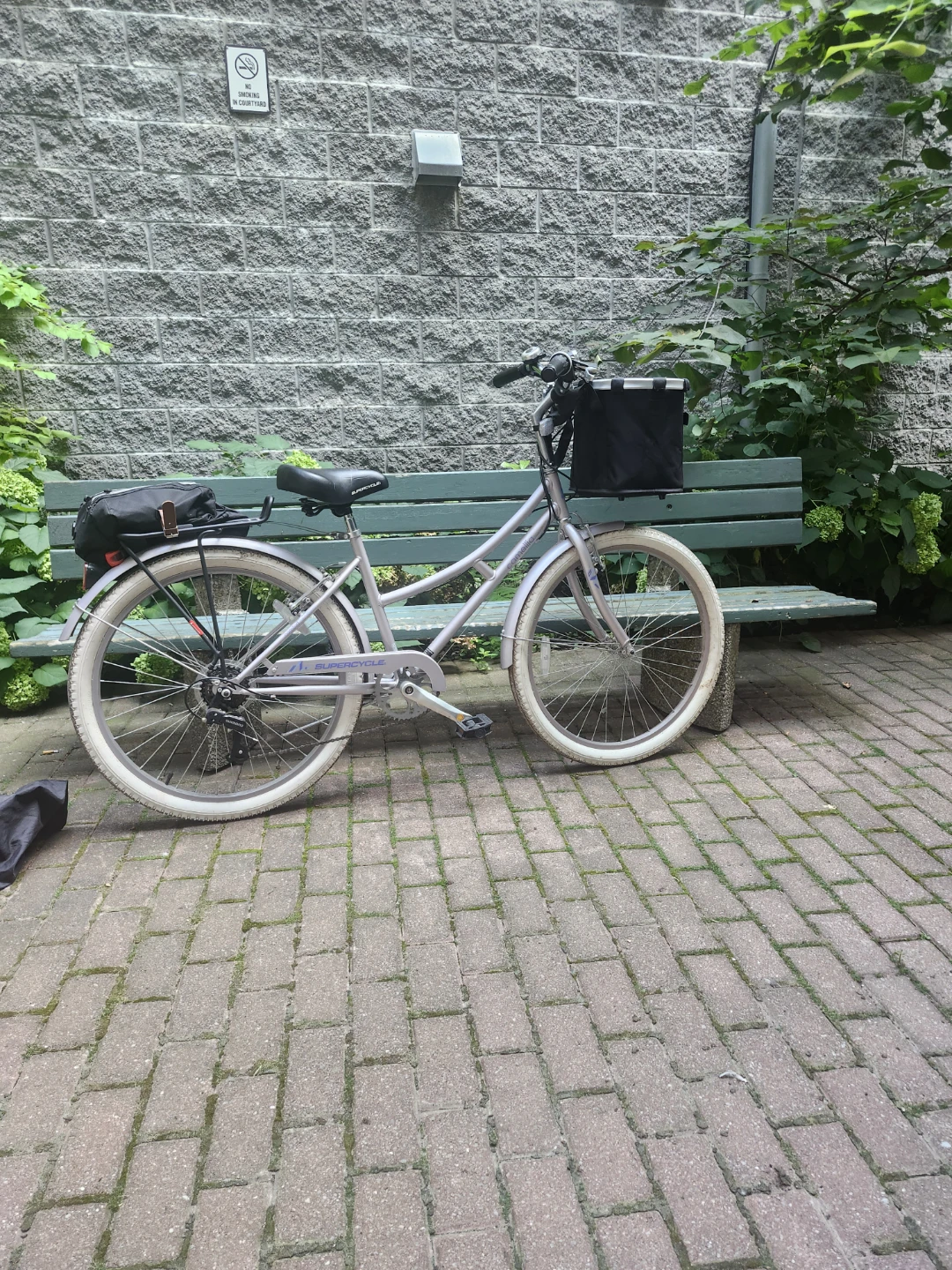 Supercycle Cruiser Bike with Basket