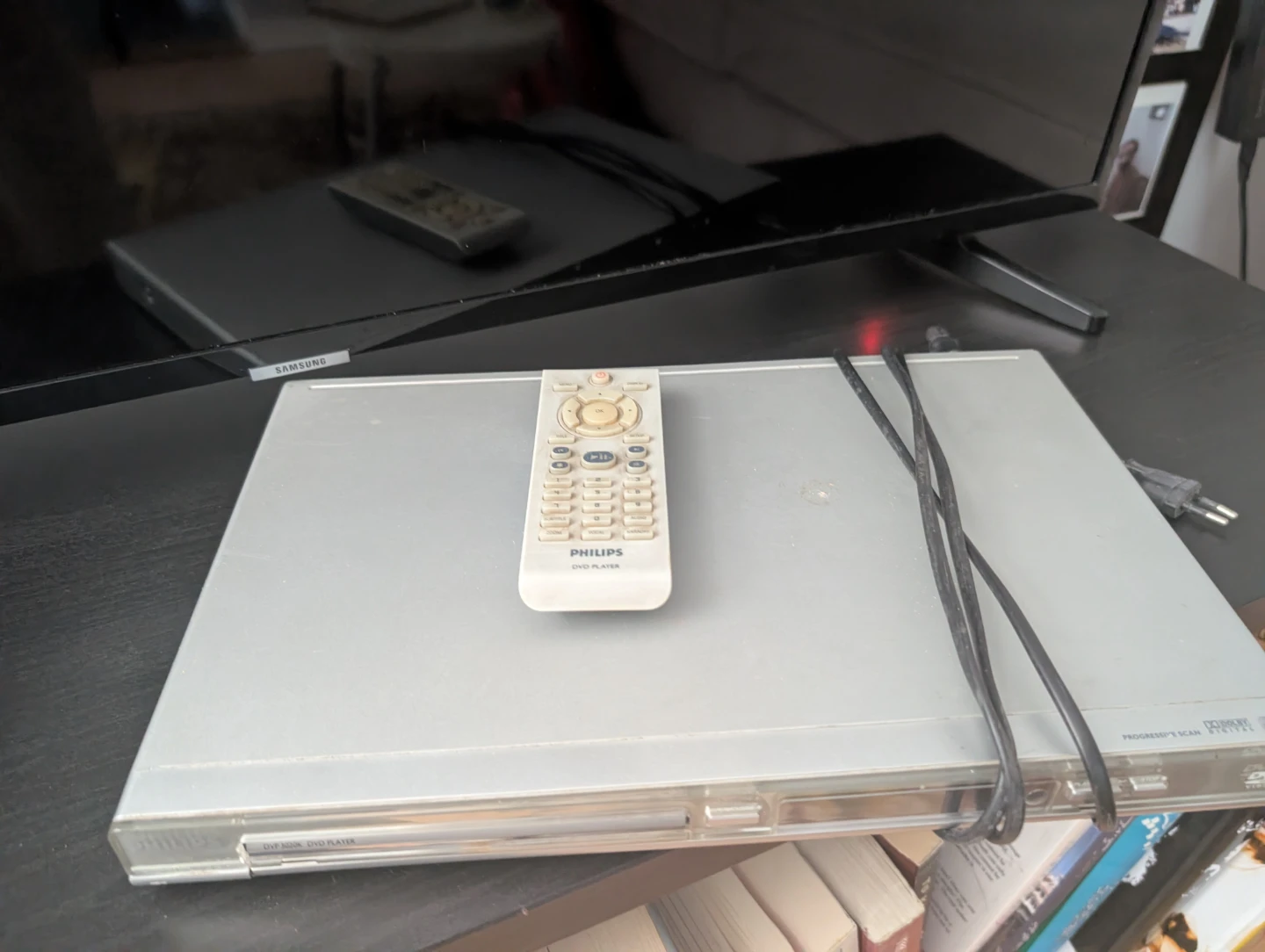 Philips DVD Player with remote