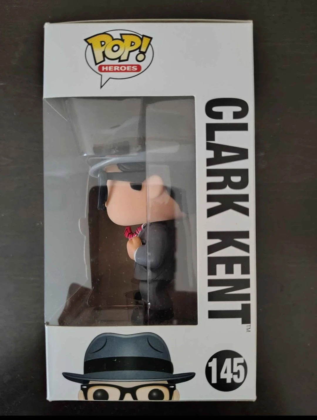 Funko Pop! Heroes – Clark Kent #145 - photo 3