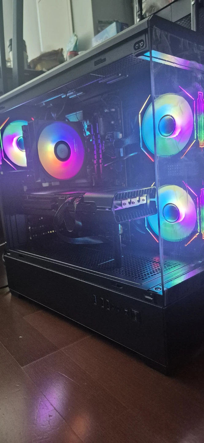 Gaming PC | Ryzen 5 7600 | RX 6800 | 16Gb DDR5 Ram