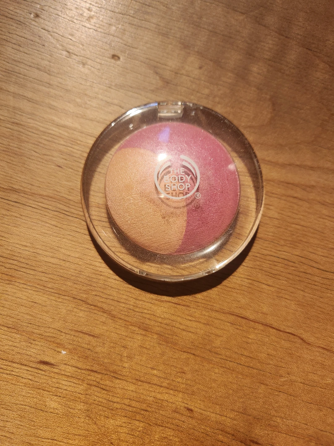 The Body Shop Baked Blush in Pink and Peach
