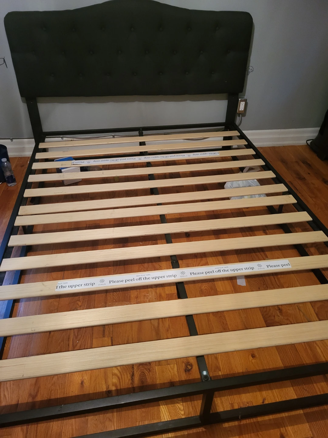 Zinus Upholstered Headboard Bed Frame
