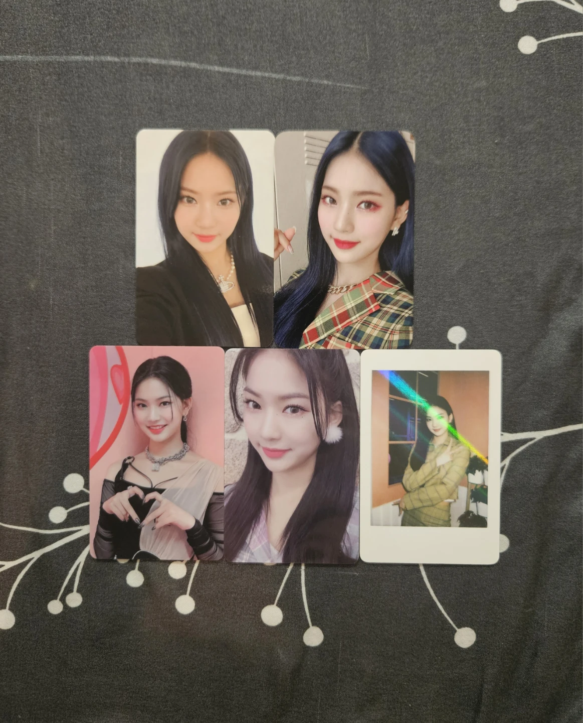 STAYC - MISC ISA KPOP PHOTOCARDS