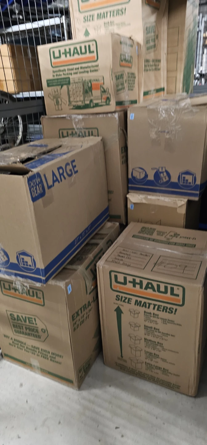 MOVING STUFFS DELIVERY TOO 647-761-0675 - photo 2