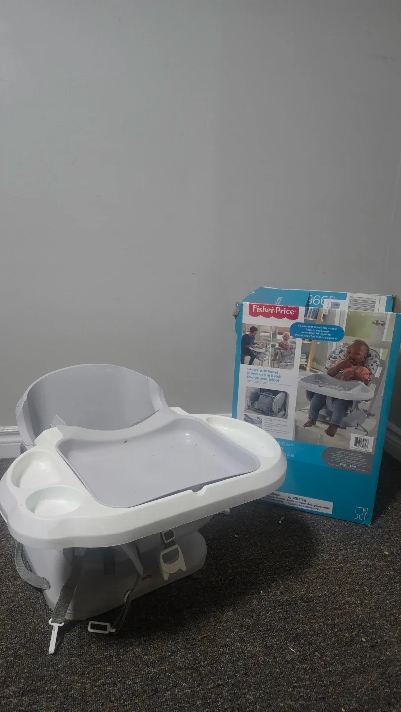 Fisher-Price SpaceSaver High Chair