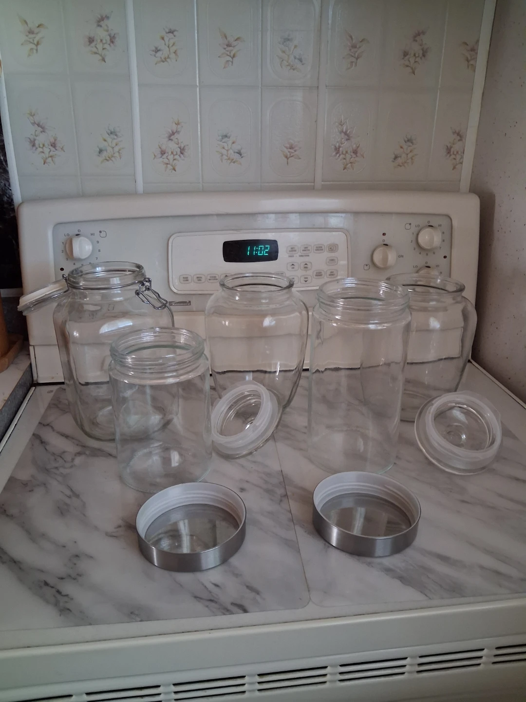 Set of 5 Glass Storage Jars with Lids - photo 2