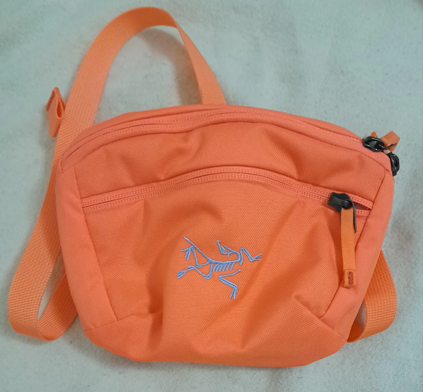 Authentic Arc'teryx Coral Fanny Pack - photo 3