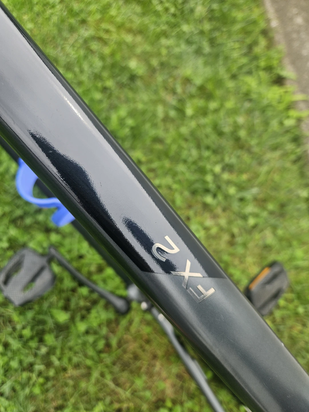 Trek FX 2 Hybrid Bike - photo 2