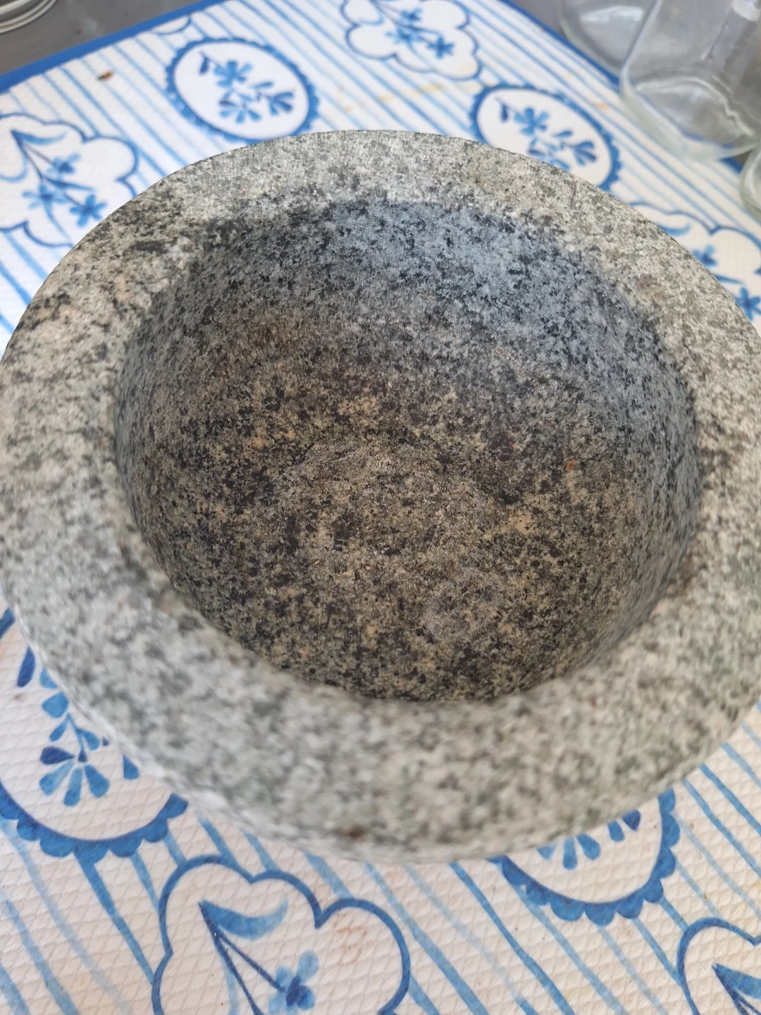 mortar and pestle - photo 2
