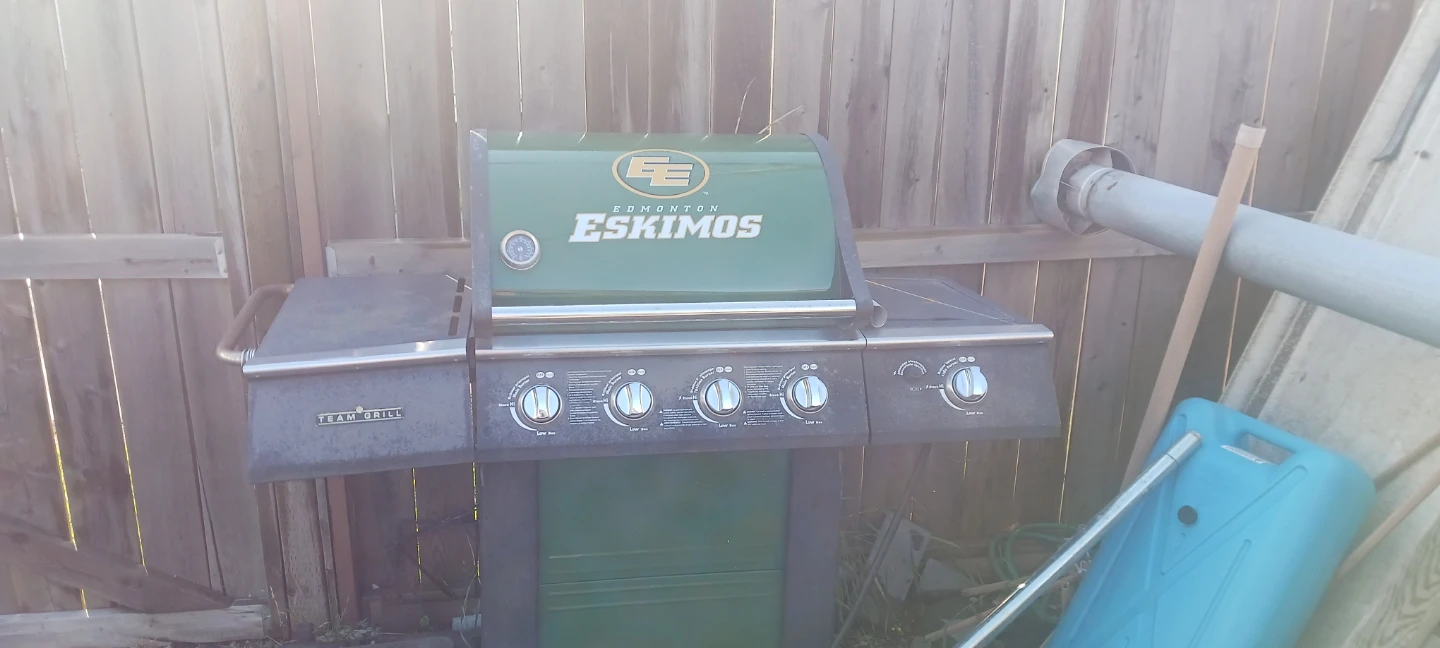 Team Grill Edmonton Eskimos BBQ