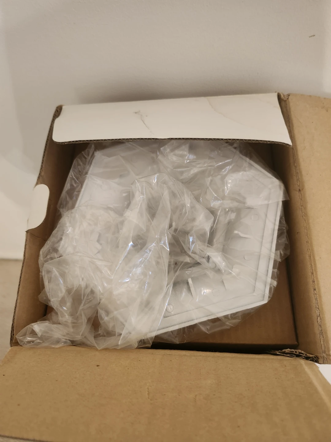White Diecasting Lantern (OFX-2102) - photo 5