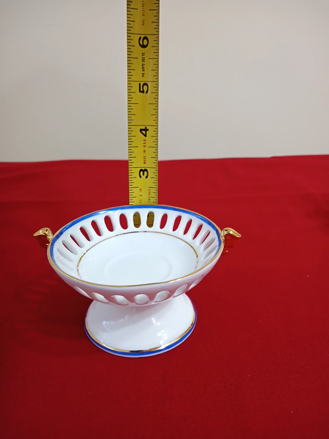 Wellington Castle Royal Class Porcelain Trinket Dish - photo 5