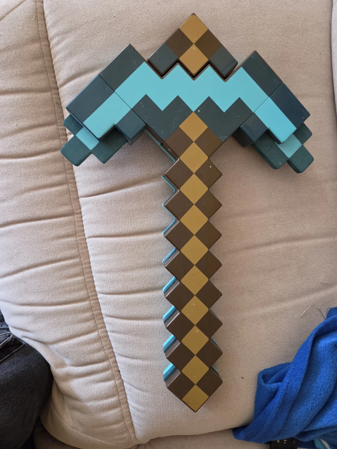 Minecraft Sword/Pickaxe Toy - photo 2
