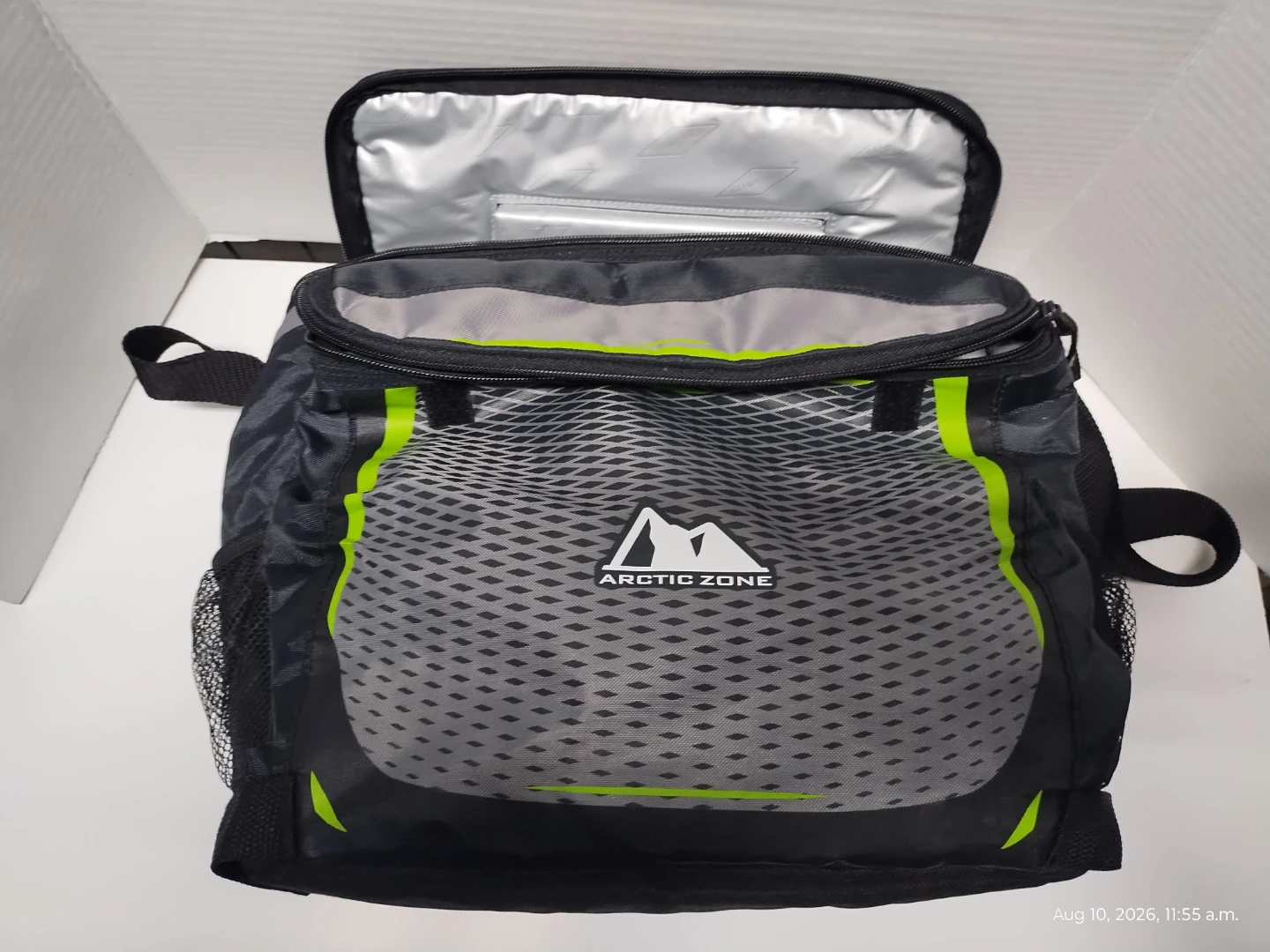 🧊  Arctic Zone Insulated Cooler Bag – Backsaver Shoulder Strap