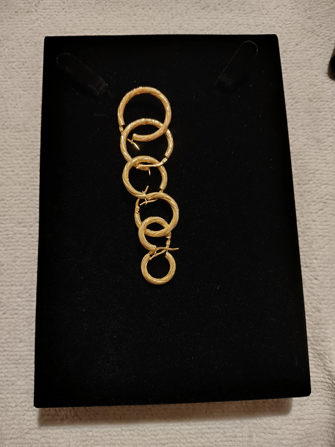 Gold 10K  Textured Hoop Earrings Set