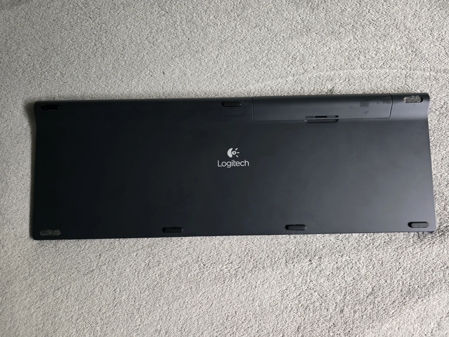Logitech Wireless Keyboard with Touchpad - photo 2