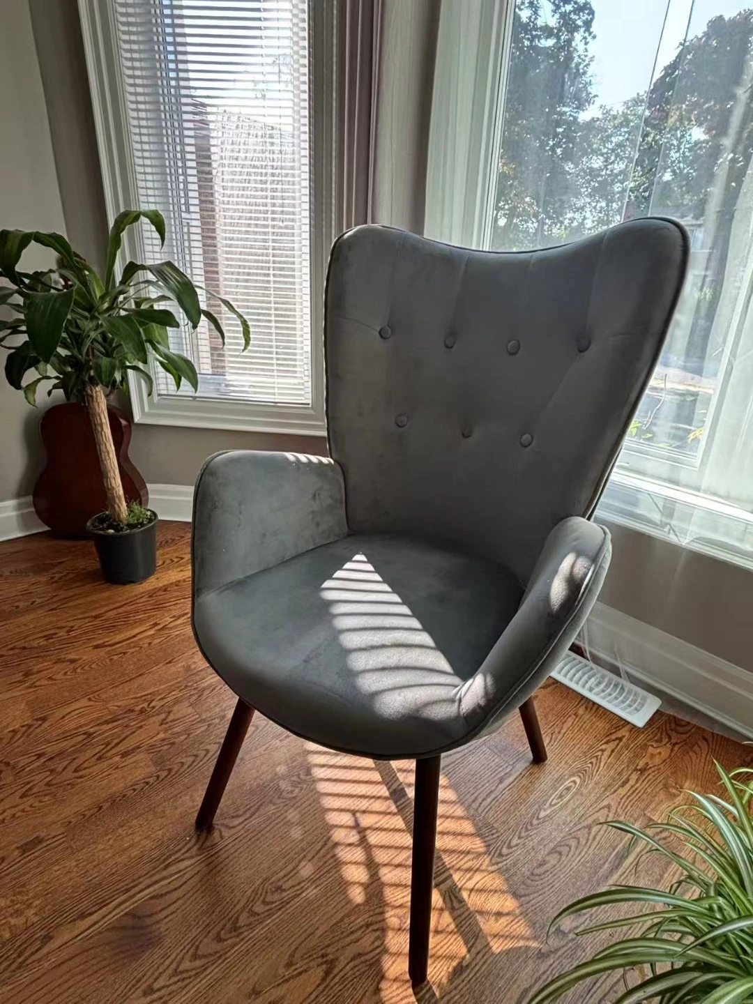 Grey Velvet Accent Chair - photo 2