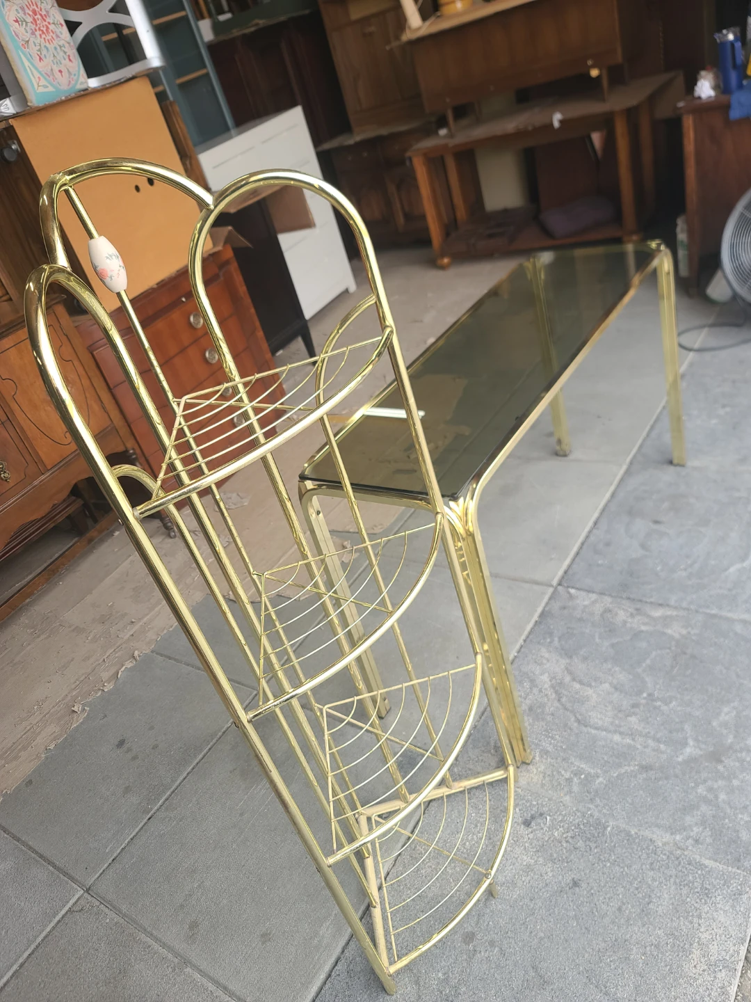 Gold Metal Corner Shelf Unit & Console Table - photo 4