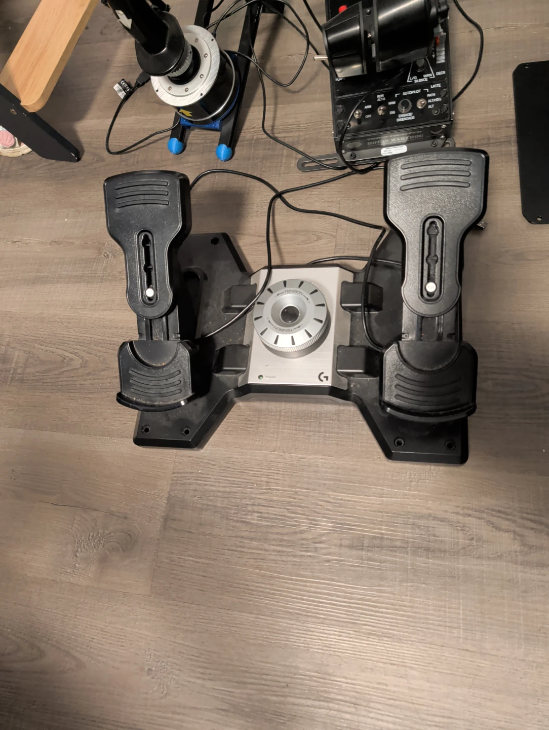 Desk mountable ​Hotas and Rudder Pedal bundle. - photo 4