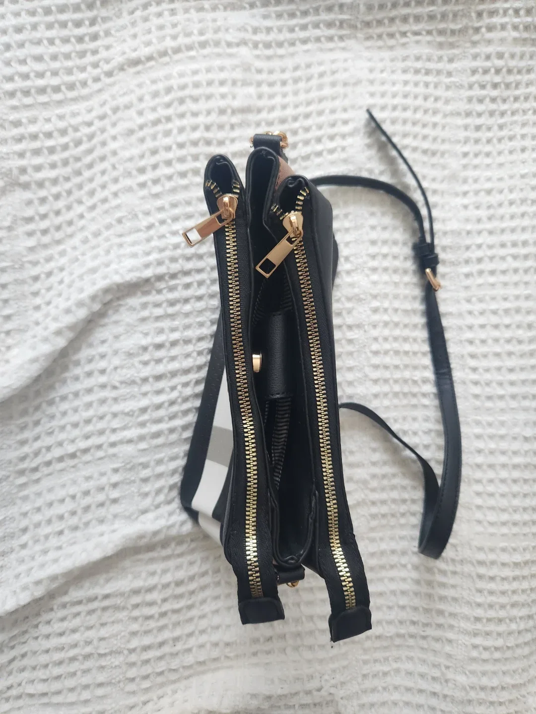 Black & Plaid Crossbody Bag with Dragonfly Detail - photo 2
