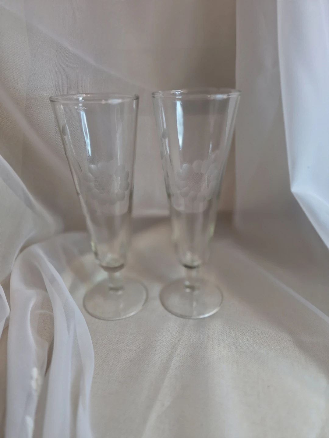 Pair of Crystal Glass 8 1/2" Etched Cornflower Glasses - photo 4