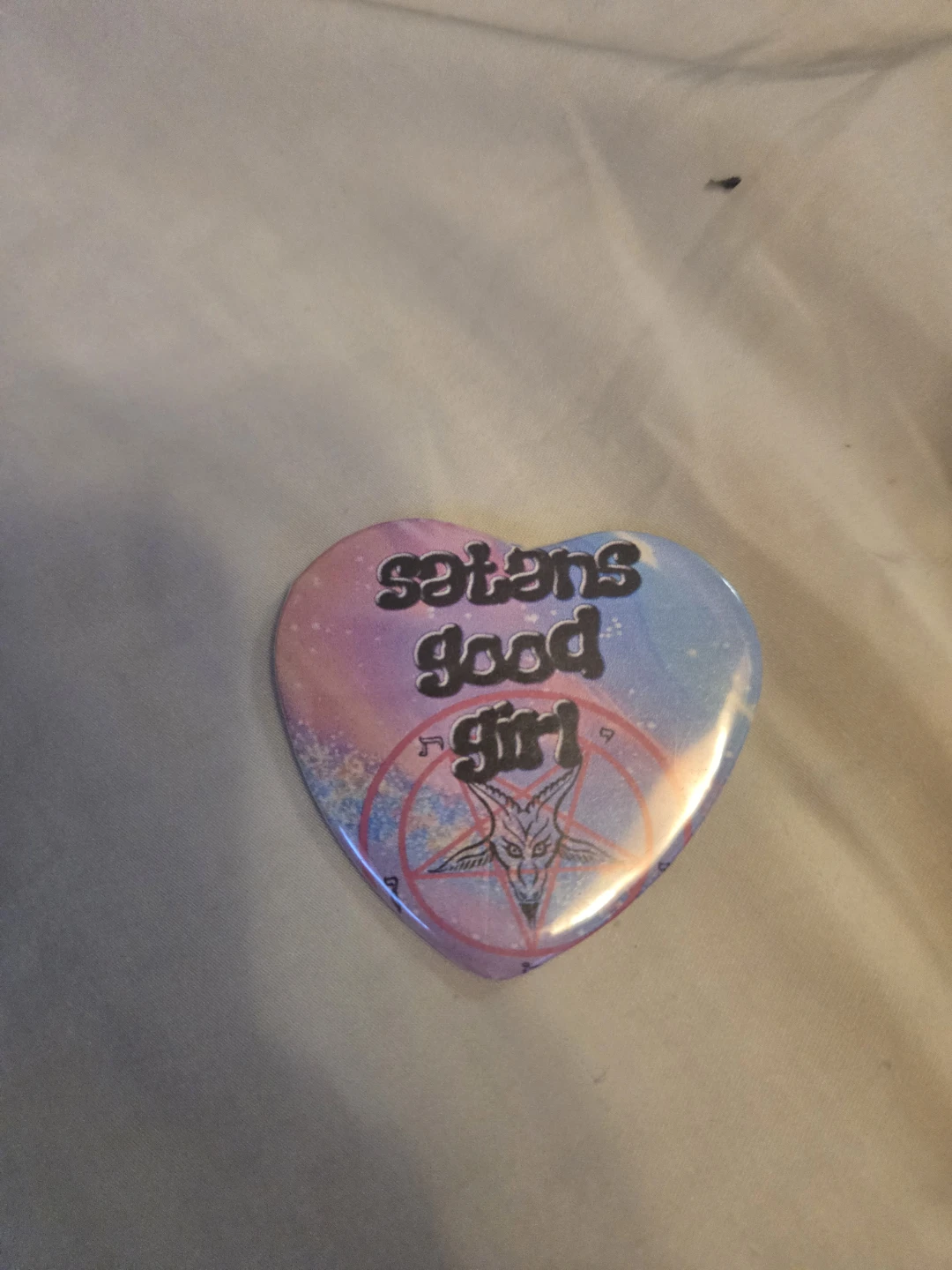 Heart and Round Pin Set - photo 2