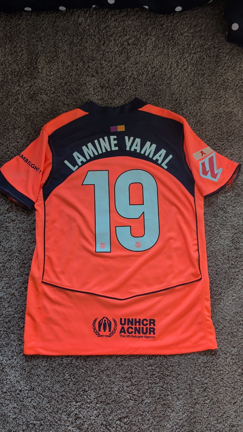 Lamine Yamal #19 Jersey