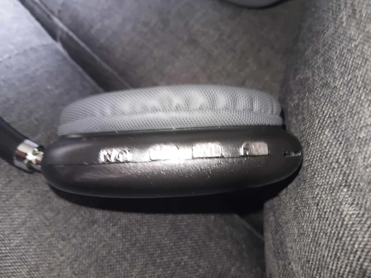 Over-ear Headphones - photo 2