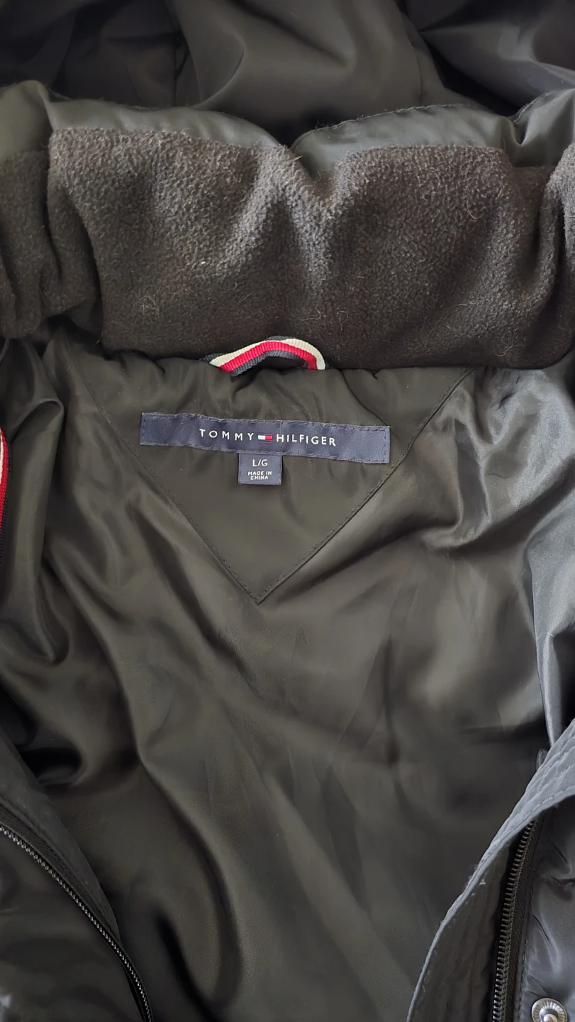Tommy Hilfiger Puffer Jacket - Black - L - photo 3